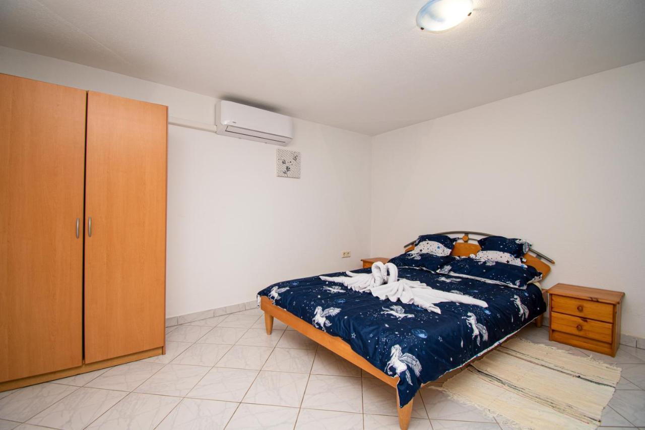 Apartments Prodan بوريتش المظهر الخارجي الصورة